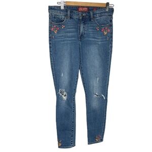 Lucky Brand Ava Embroidered and Distressed Jeans 4/27